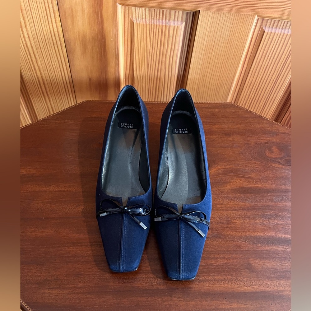 Vintage Stuart Weitzman Navy Blue Square-Toe Flats